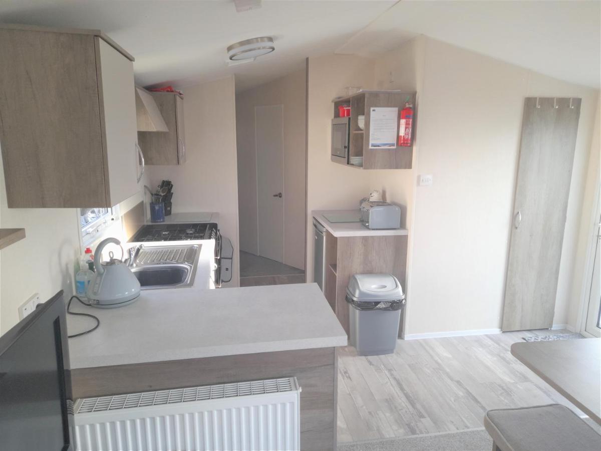 3 Bedroom Modern Caravan Sleeps Up To 8 ميلوم المظهر الخارجي الصورة